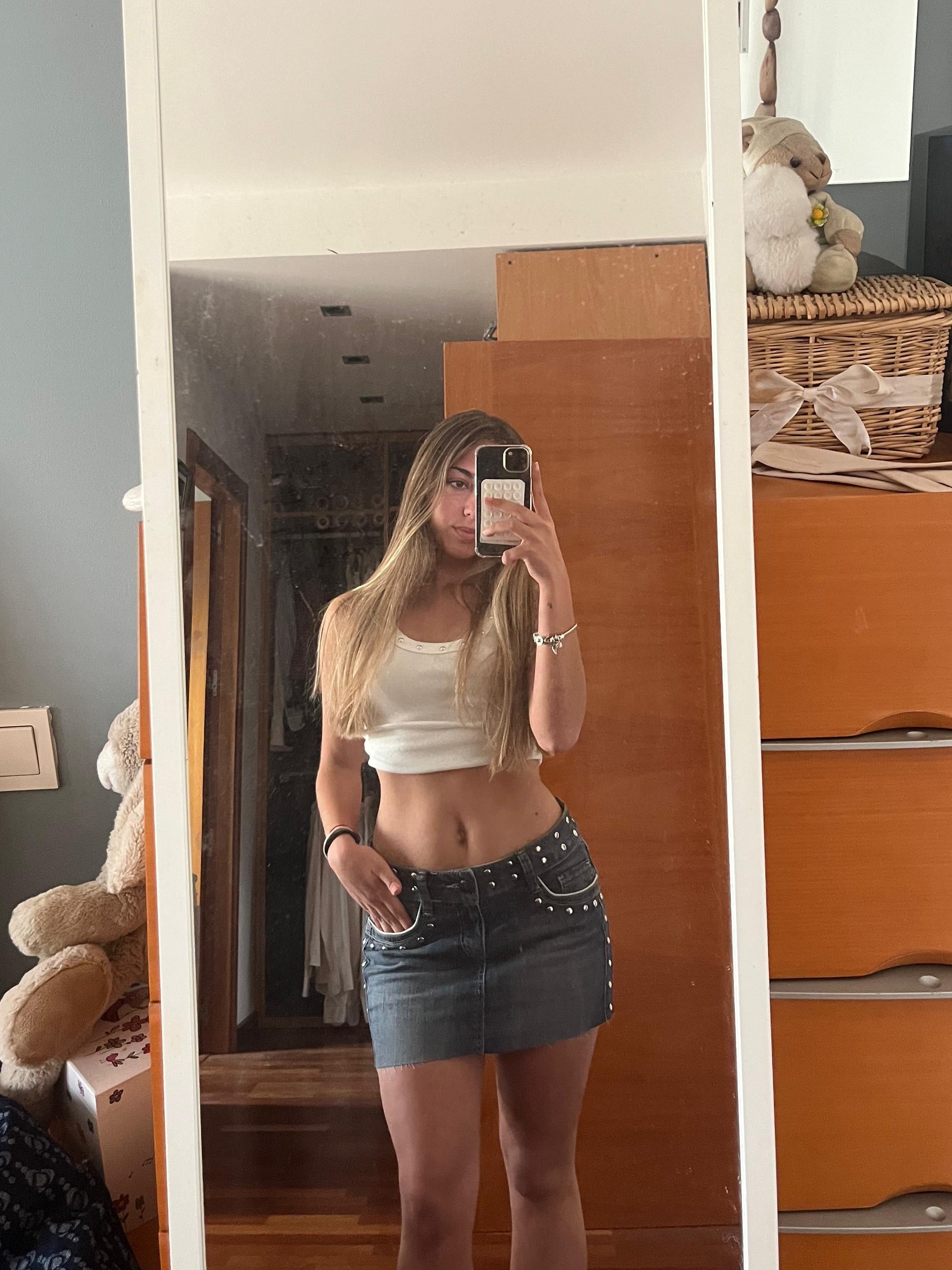 Miniskirt 9